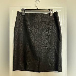 Express design studio skirt. Size 6
